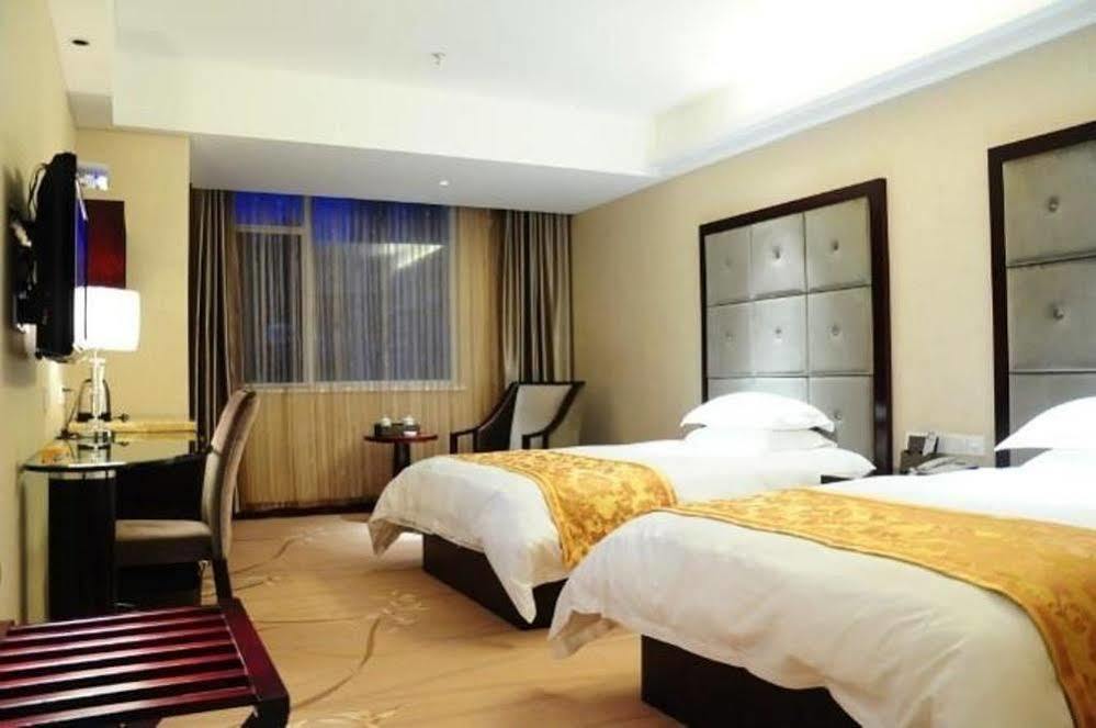 Ronghe Holiday Hotel Shiyan  Buitenkant foto